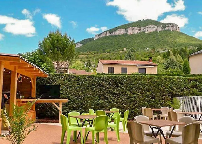 Larribal 营地 米洛