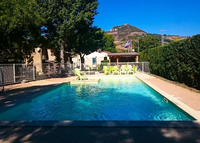 营地 Larribal 米洛