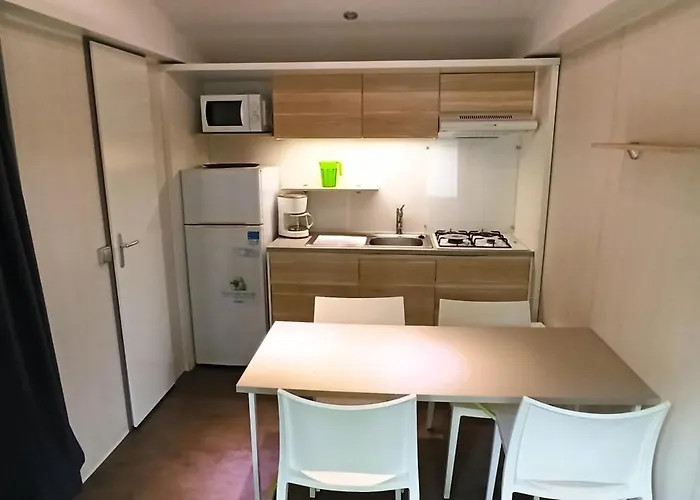 Larribal 营地 米洛